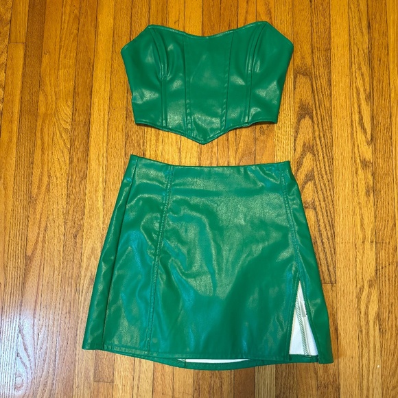 Princess Polly Faux Leather Matching Two Piece Corset Mini Skirt Green Womens 4 - Picture 1 of 5